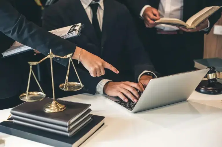 كيف أسترجع أموالي من شركة تداول؟ محامي قضايا الفوركس